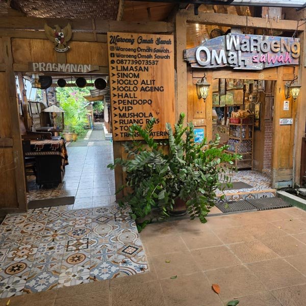 Fasilitas Waroeng Omah Sawah - Restaurant, Catering, Homestay & Wedding Venue